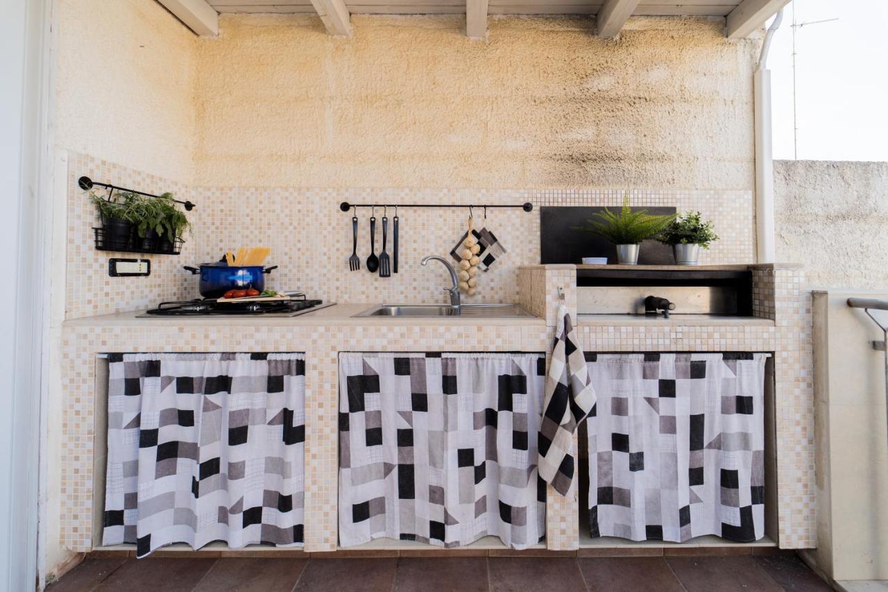 Вілла Casa Lina Con Terrazza Canicattini Bagni Екстер'єр фото